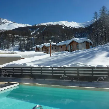 Chalet D'exception Avec Piscine, Sauna Et Hammam, Au Pied Des Pistes Des Orres - Fr-1-322-124 *